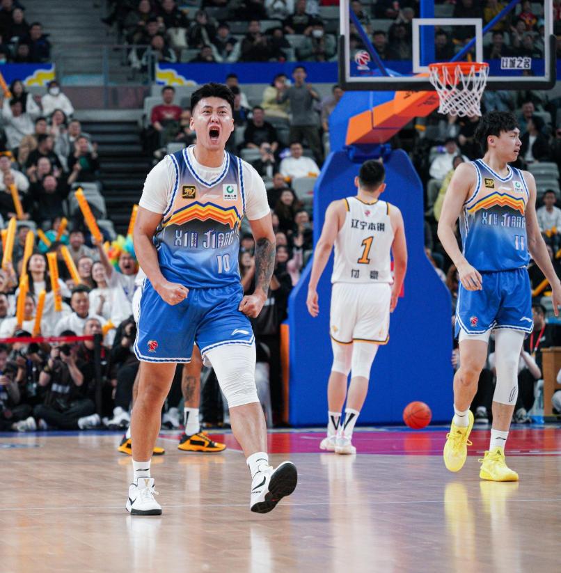 开运体育入口-新疆男篮以微弱优势取胜,连胜之路仍坚定